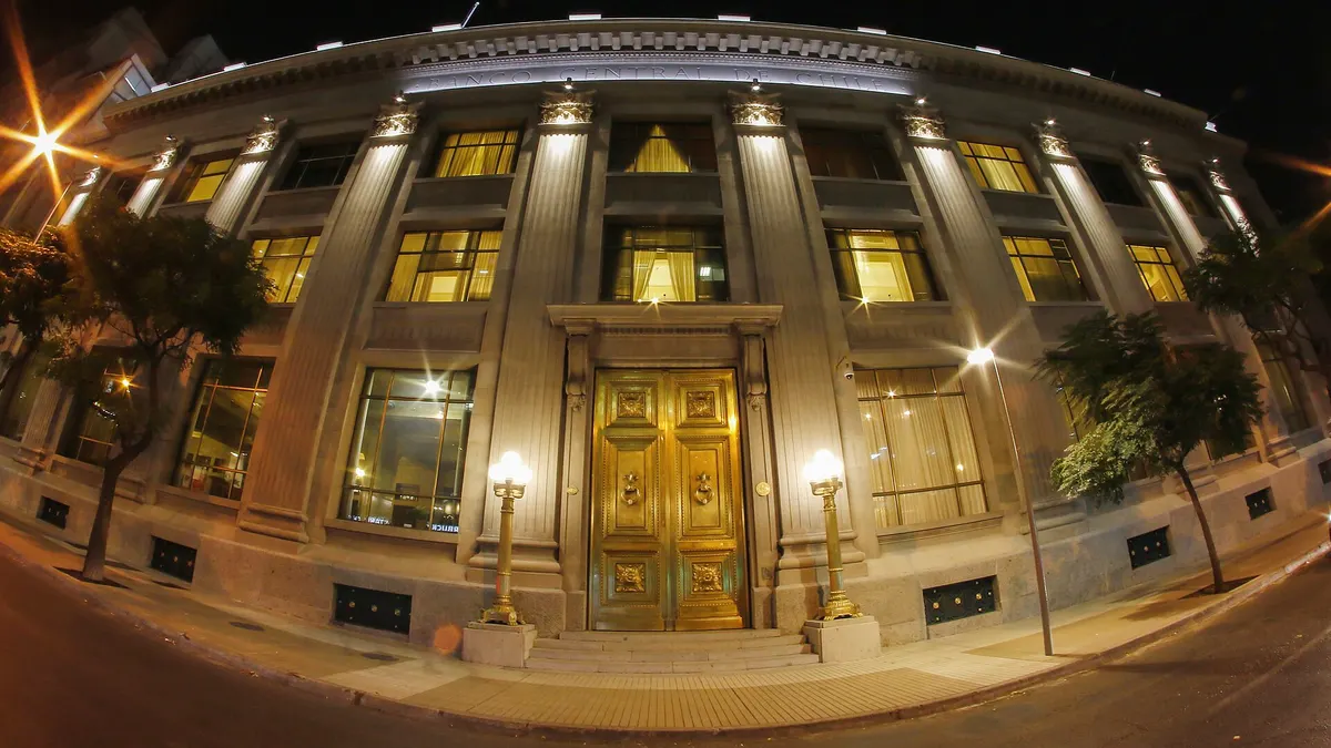 Banco Central mantiene la TPM en 4,5% por séptima vez y advierte más riesgos de inflación: ¿viene un alza?