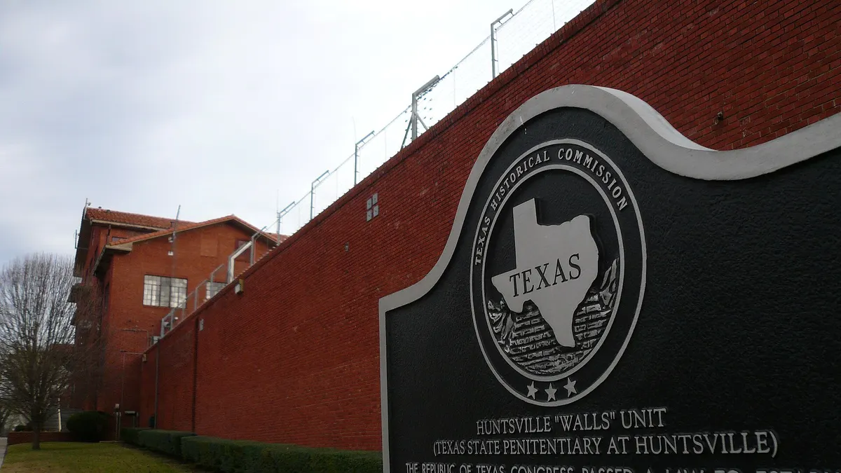 Cárceles de Texas sin aire acondicionado: un juez ordena instalarlo antes de 2030 y el estado apela