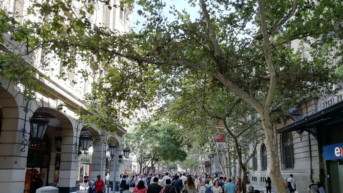 Desempleo en Chile sube a 9,8% y supera el millón de personas: los datos del INE por sector y región