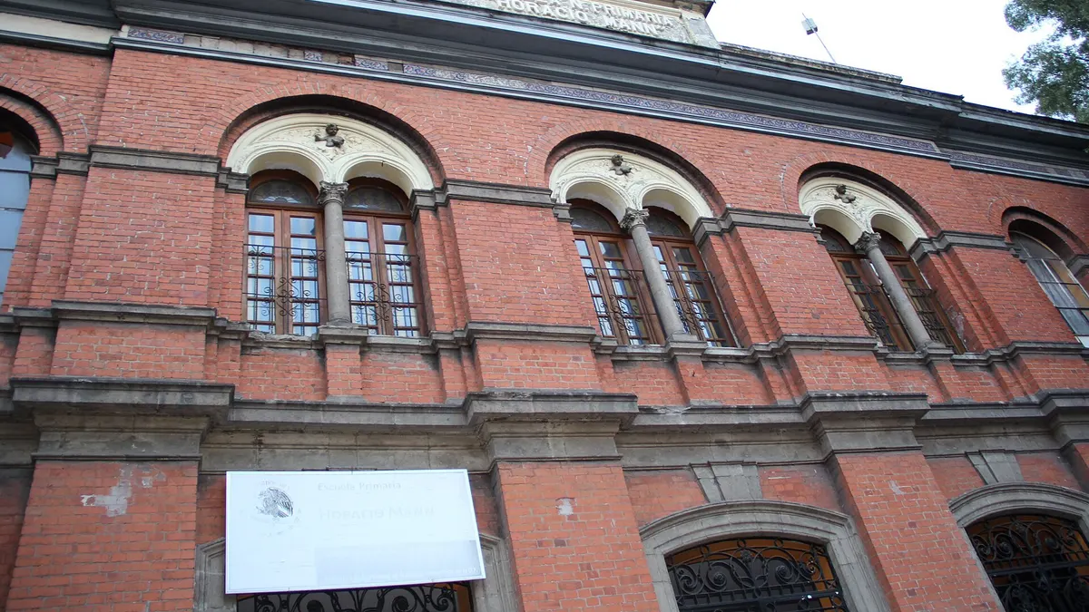 Cuánto gana un maestro en México en 2026: sueldo de primaria, secundaria y preparatoria